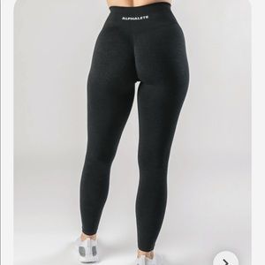 Black amplify leggings